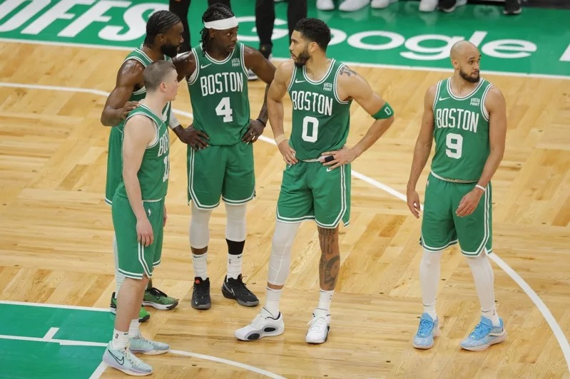 Celtics’ Playoff Path Too Easy? Warriors’ Green Disagrees